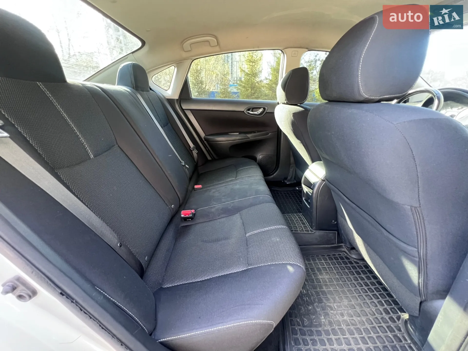 2016 Nissan Sentra - мініатюра 34