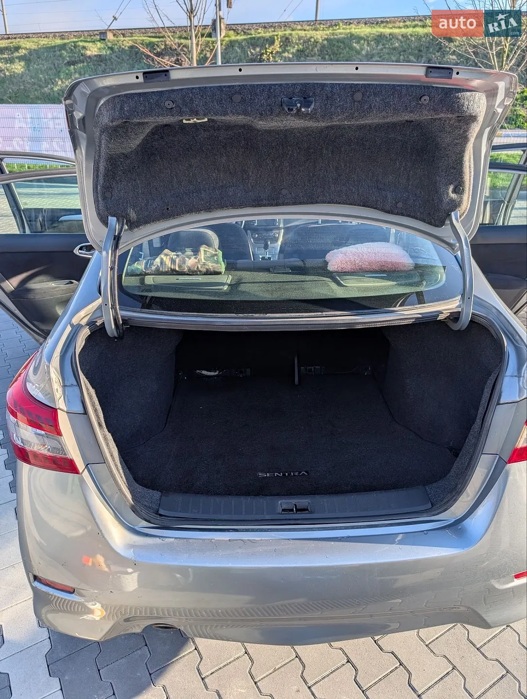 2013 Nissan Sentra - мініатюра 10