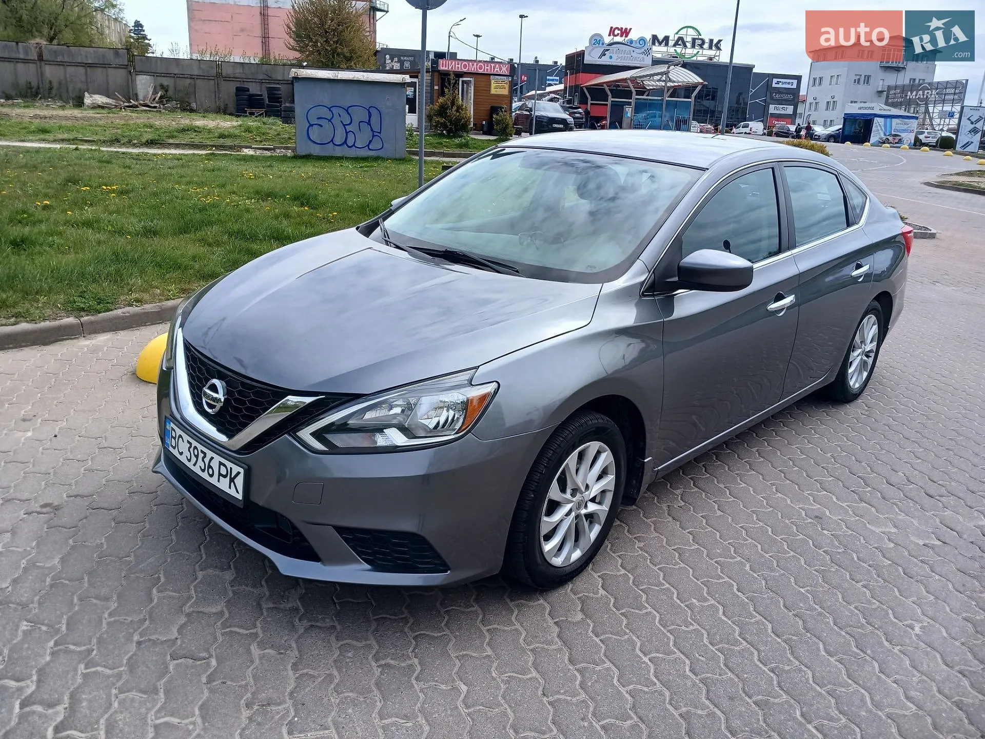 2019 Nissan Sentra - фото 1