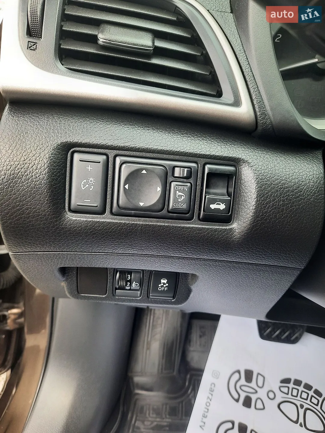 2015 Nissan Sentra - мініатюра 33