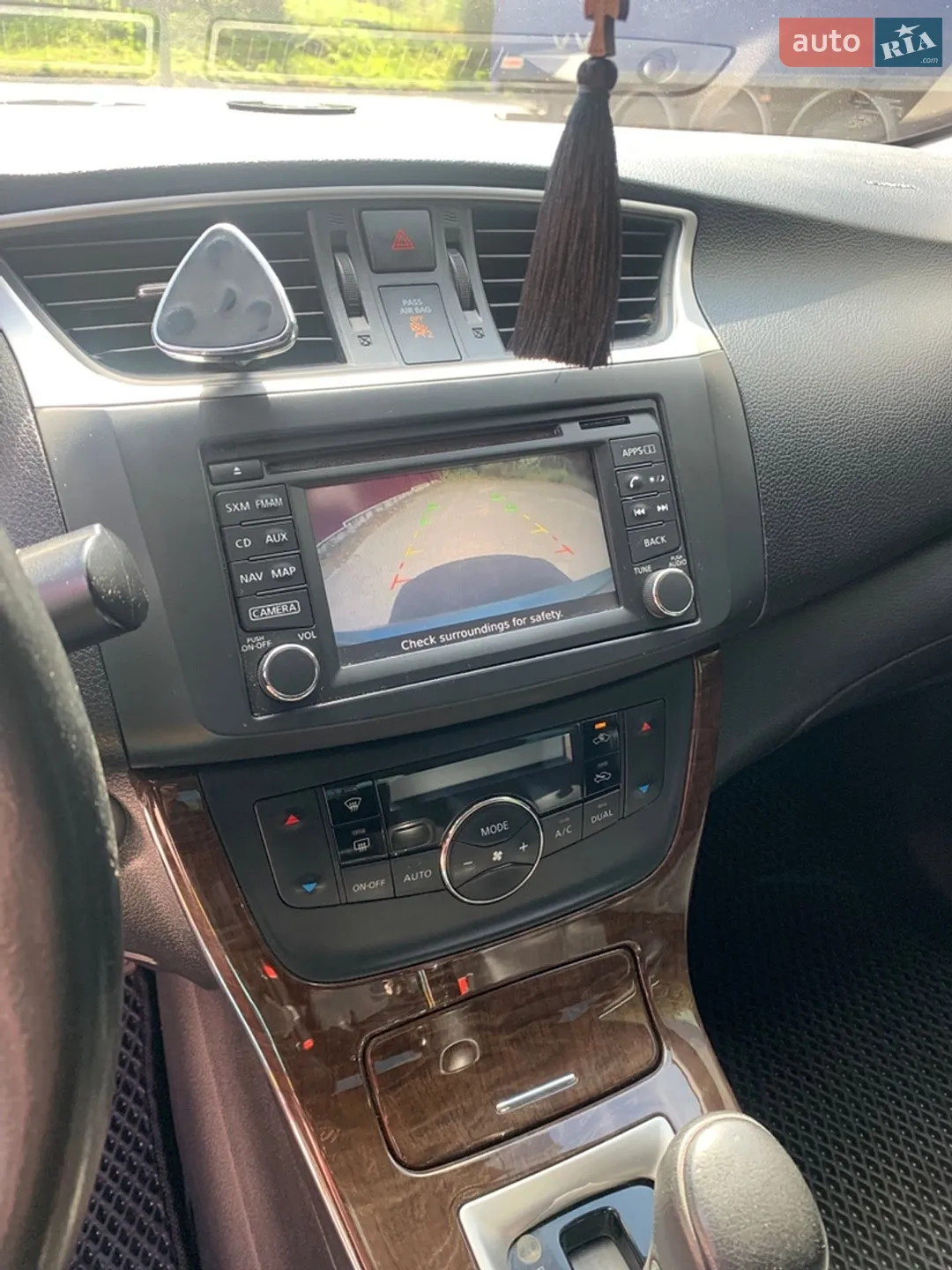 2015 Nissan Sentra - мініатюра 11