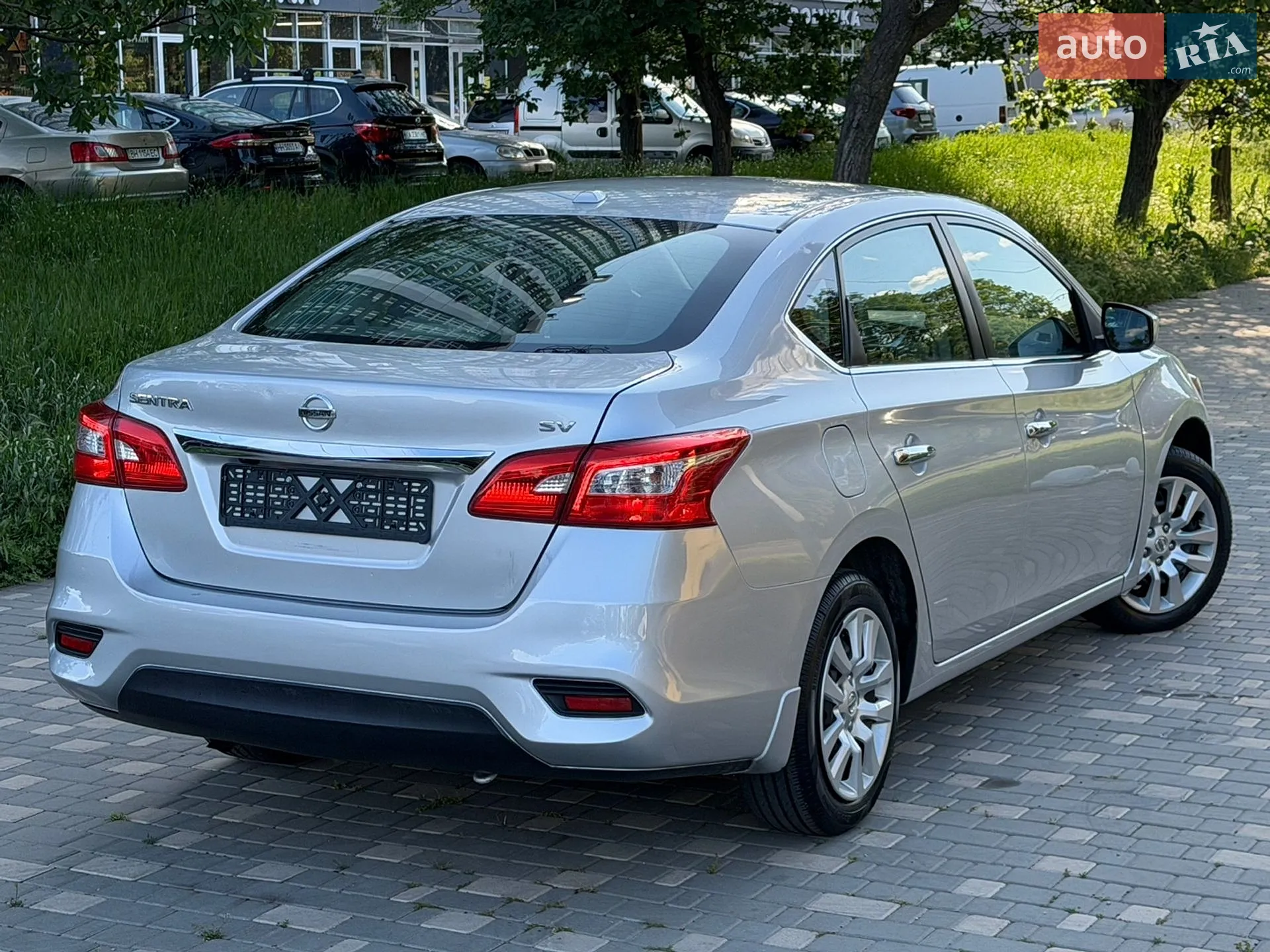 2017 Nissan Sentra - мініатюра 3