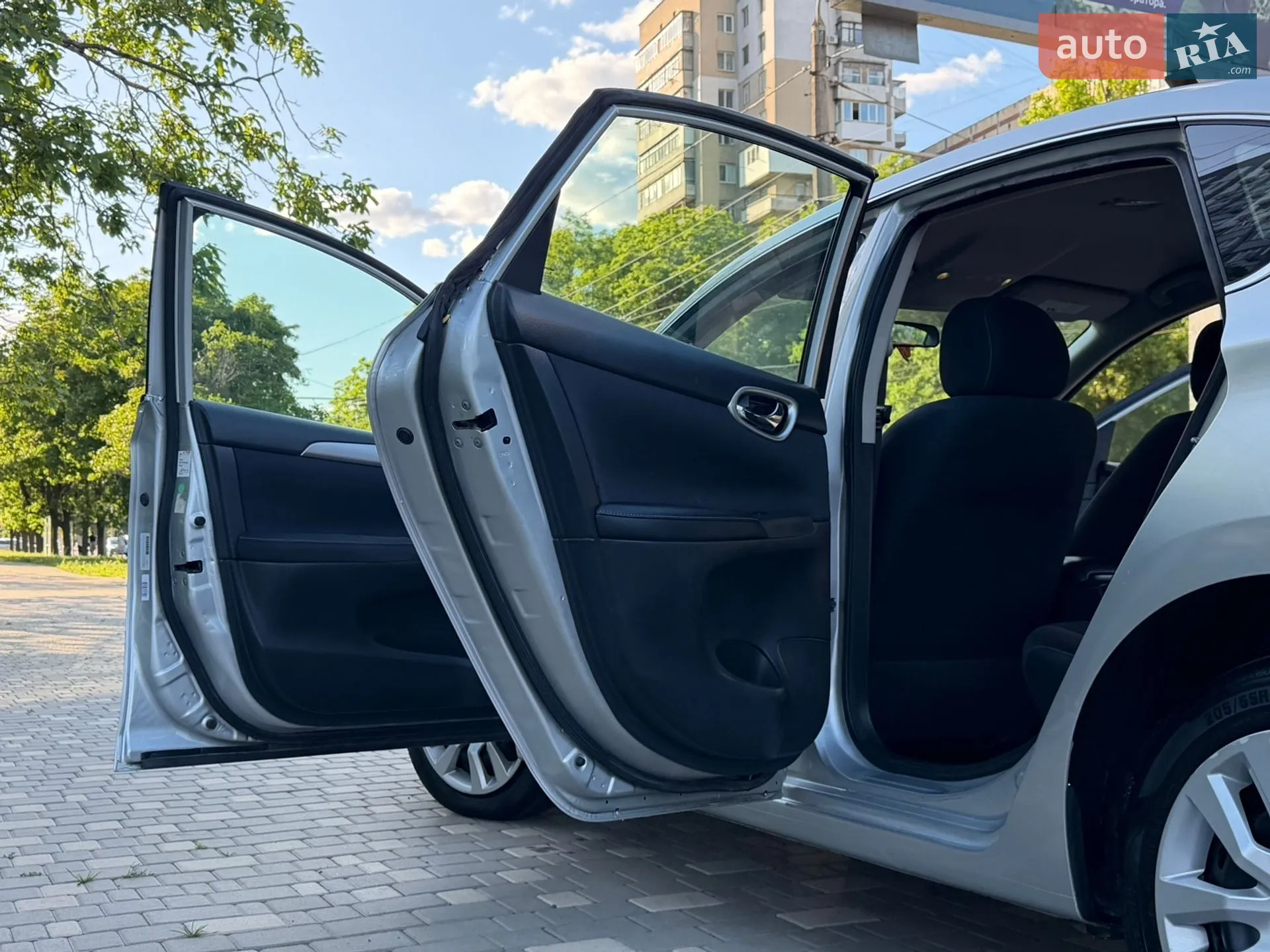 2017 Nissan Sentra - мініатюра 42