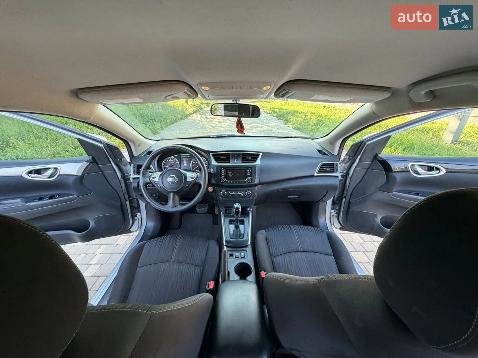 2017 Nissan Sentra - мініатюра 55
