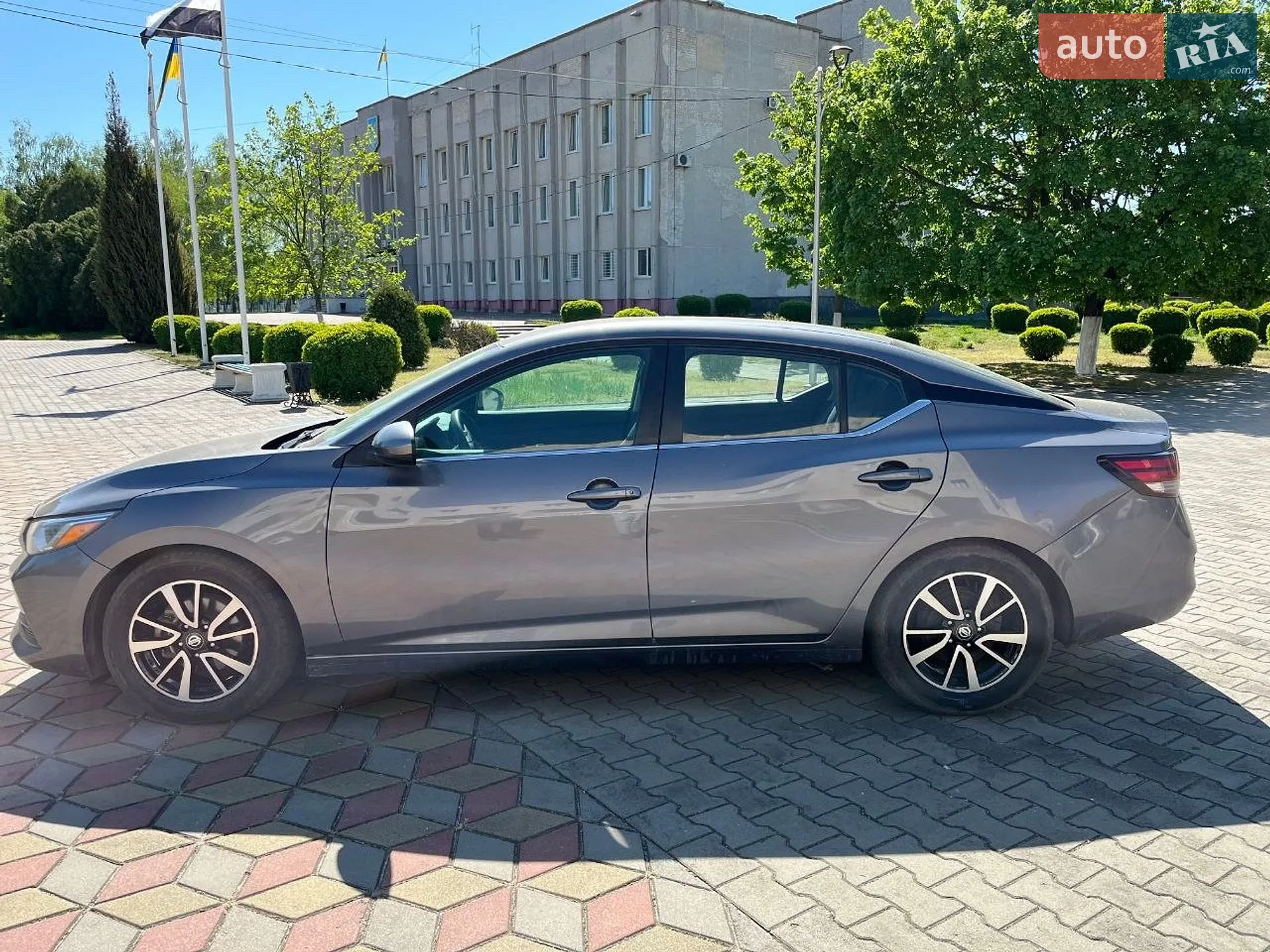 2020 Nissan Sentra - мініатюра 8
