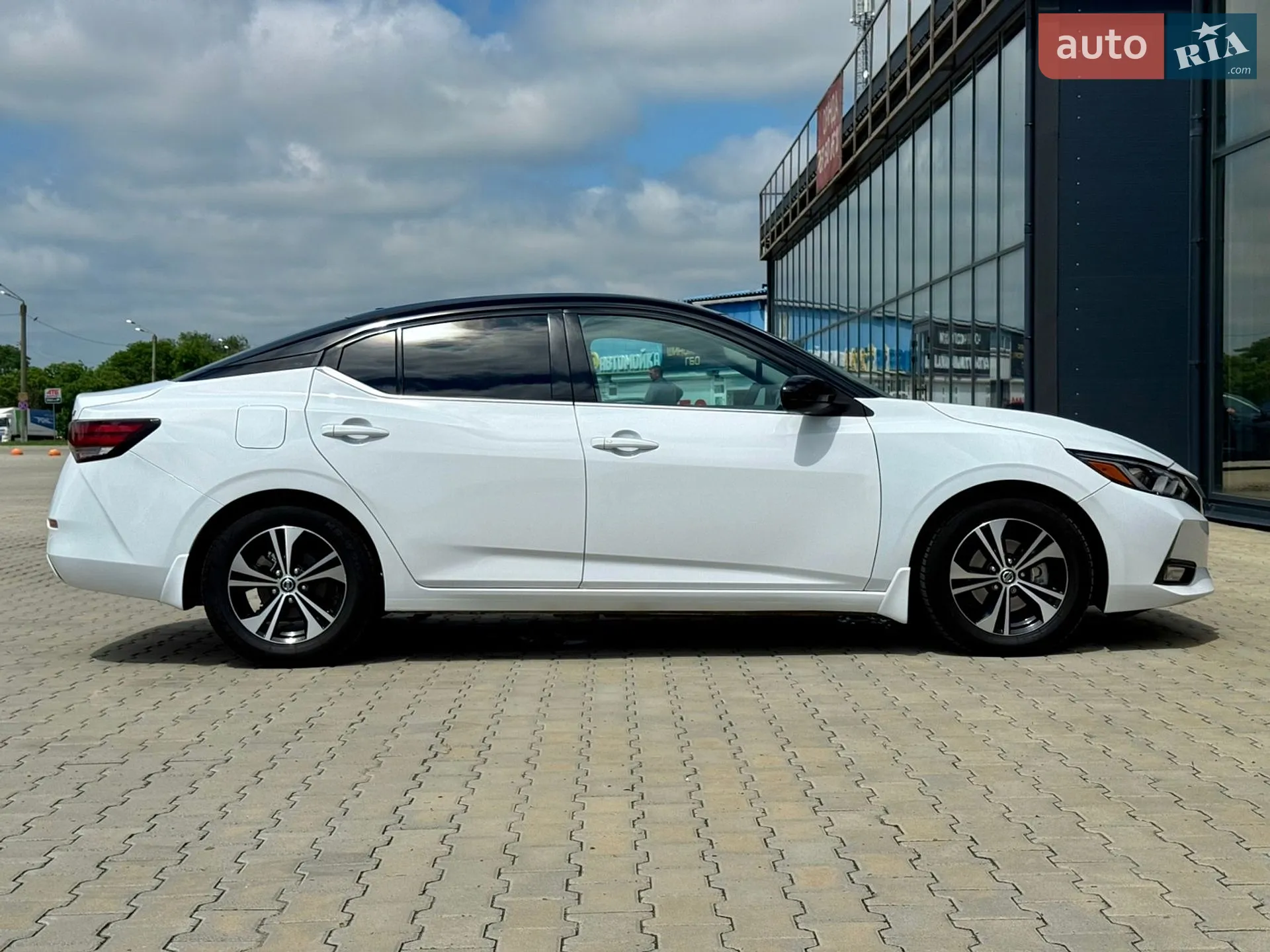 2021 Nissan Sentra - мініатюра 4