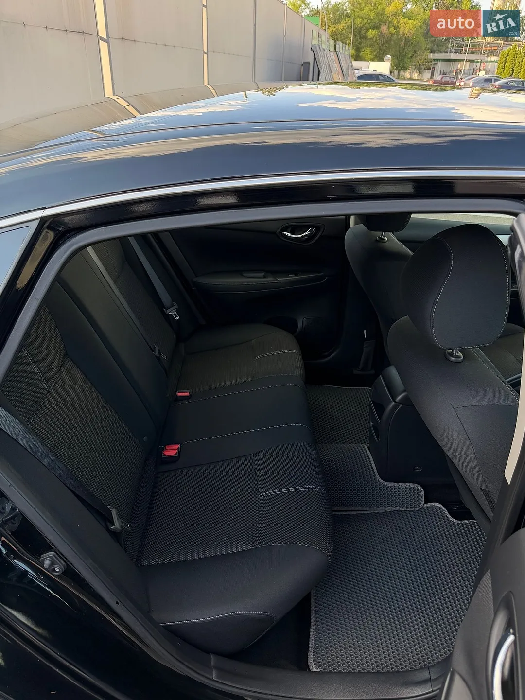 2017 Nissan Sentra - мініатюра 38