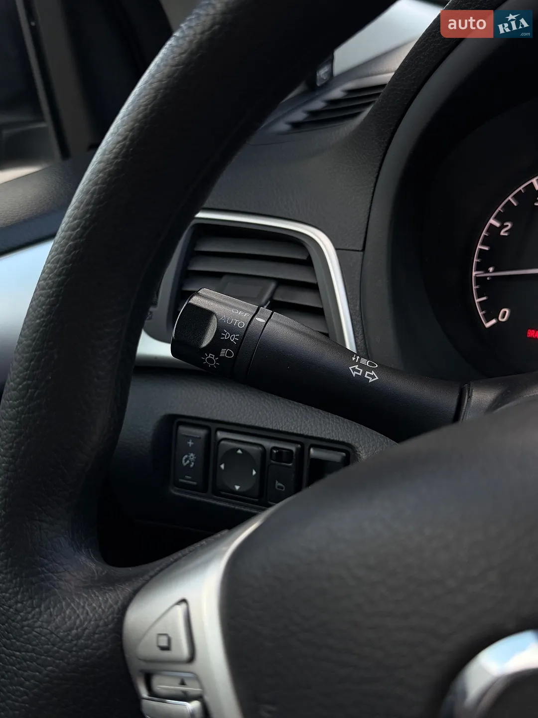 2017 Nissan Sentra - мініатюра 49