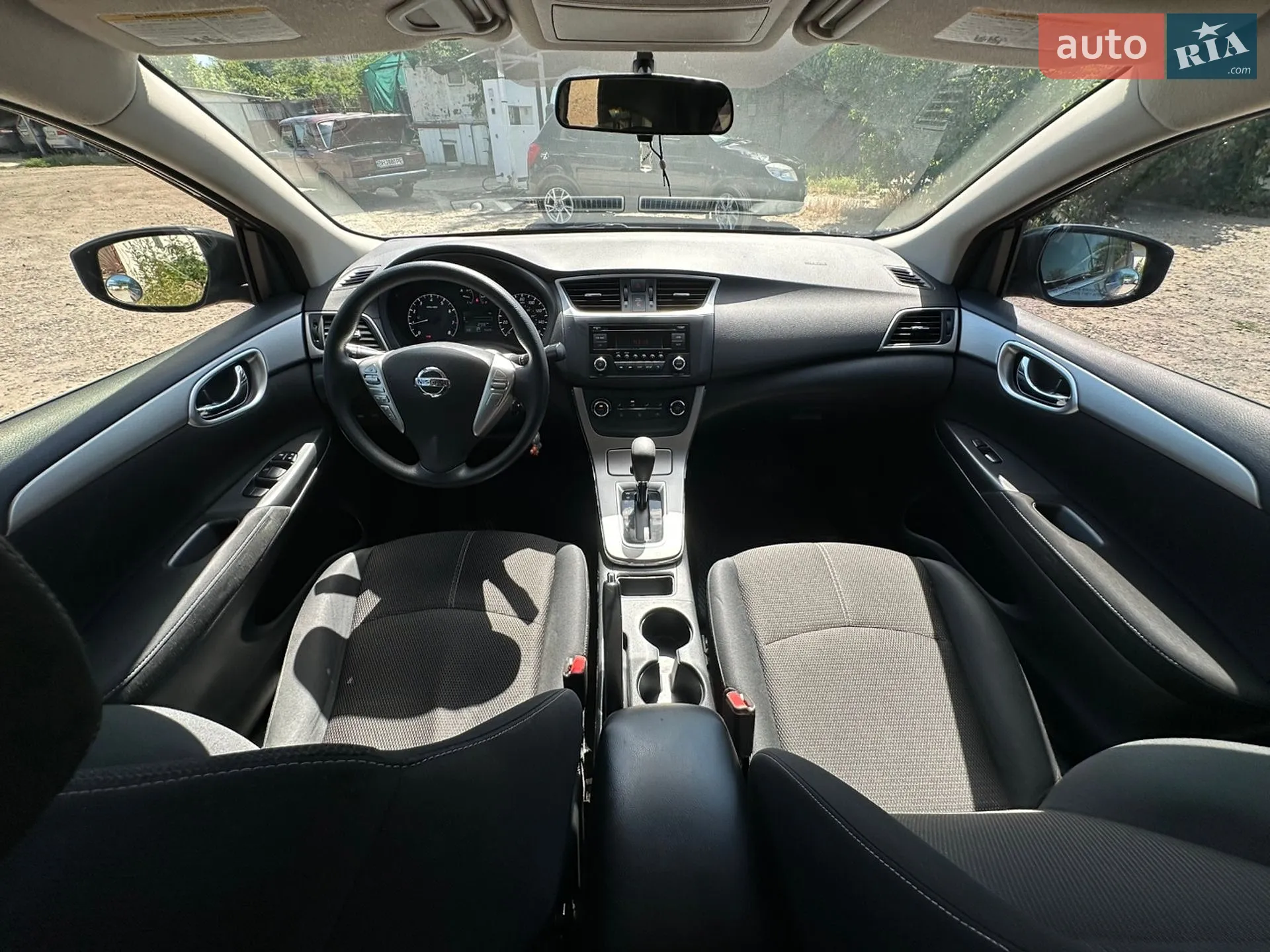 2015 Nissan Sentra - мініатюра 21