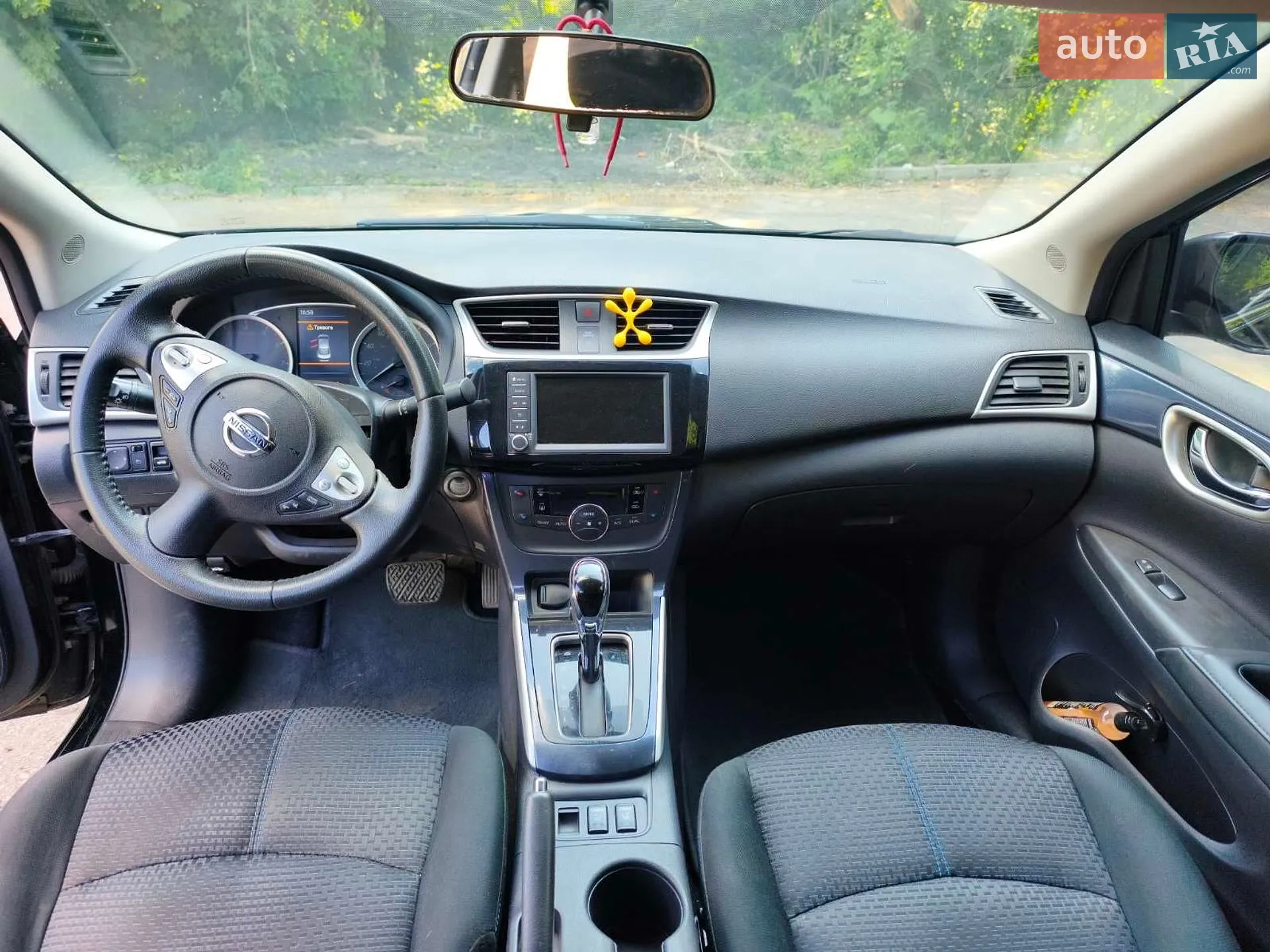 2019 Nissan Sentra - мініатюра 11