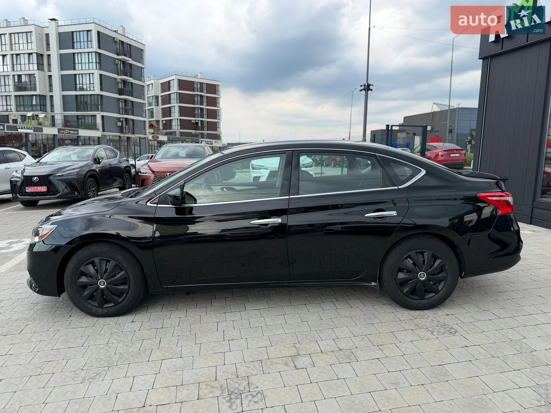 2016 Nissan Sentra - мініатюра 8