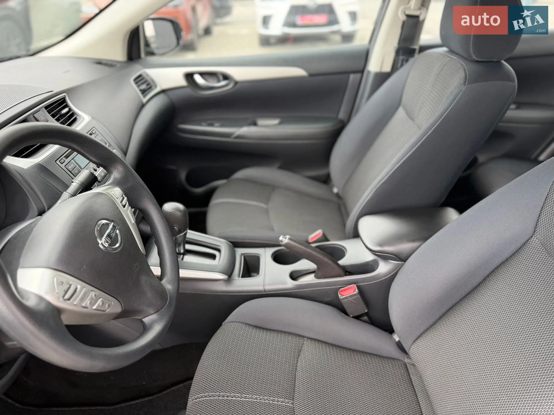 2016 Nissan Sentra - мініатюра 14