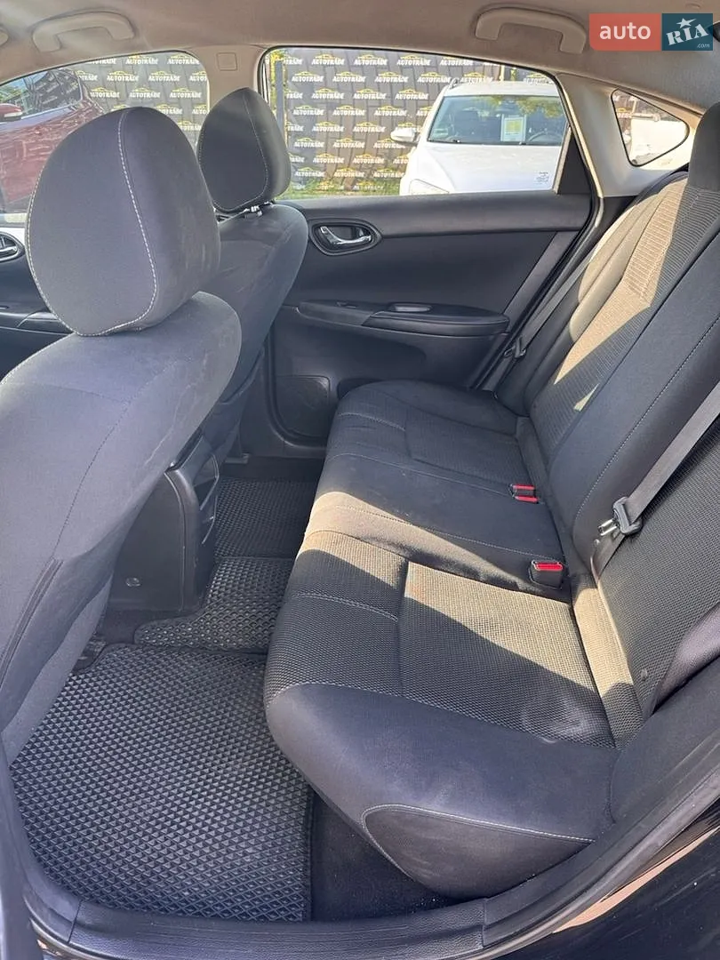 2017 Nissan Sentra - мініатюра 10
