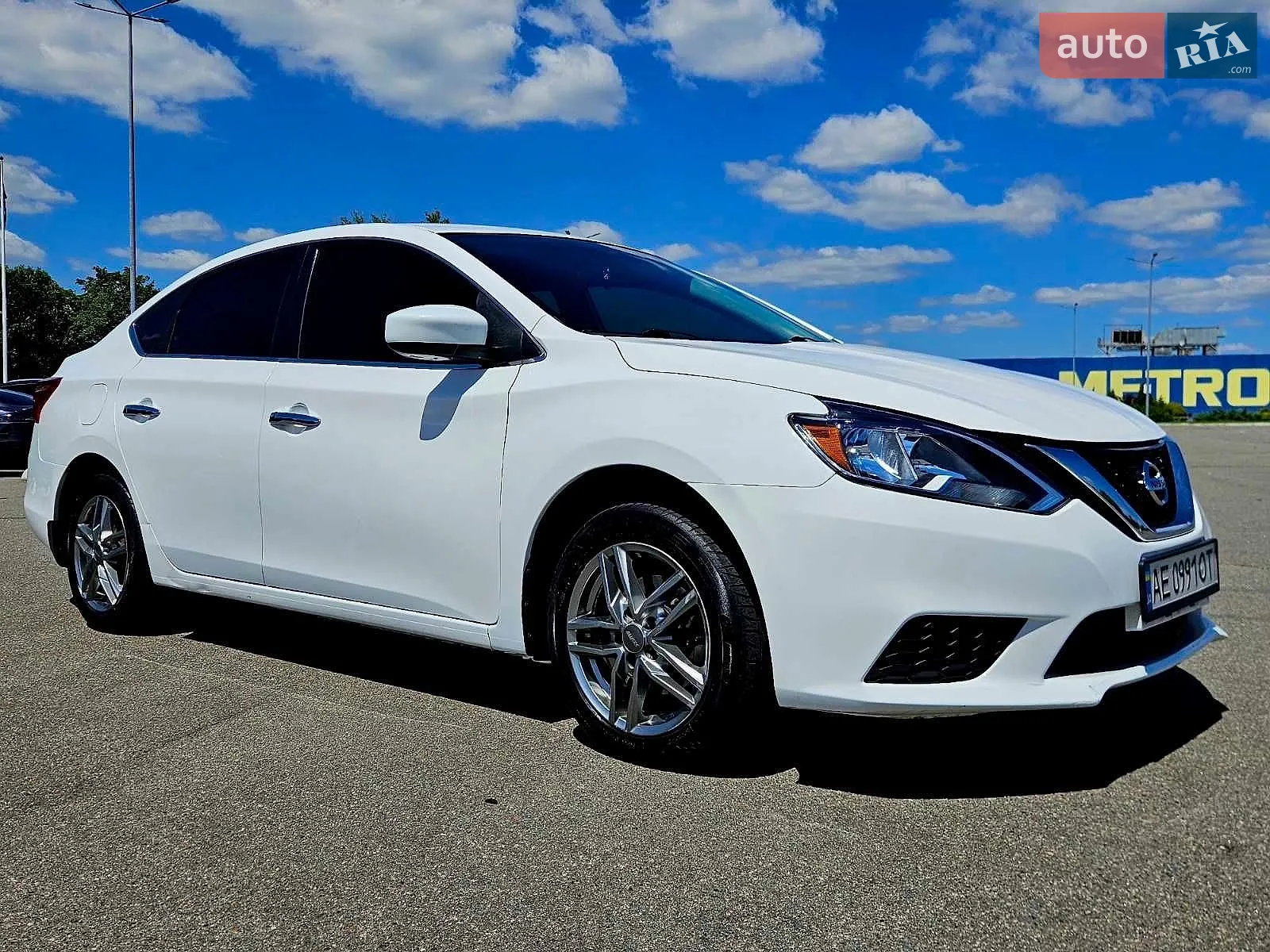 2017 Nissan Sentra - мініатюра 14