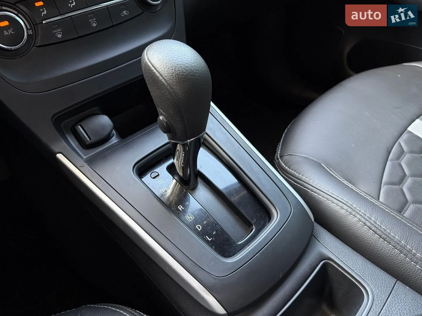 2017 Nissan Sentra - мініатюра 8