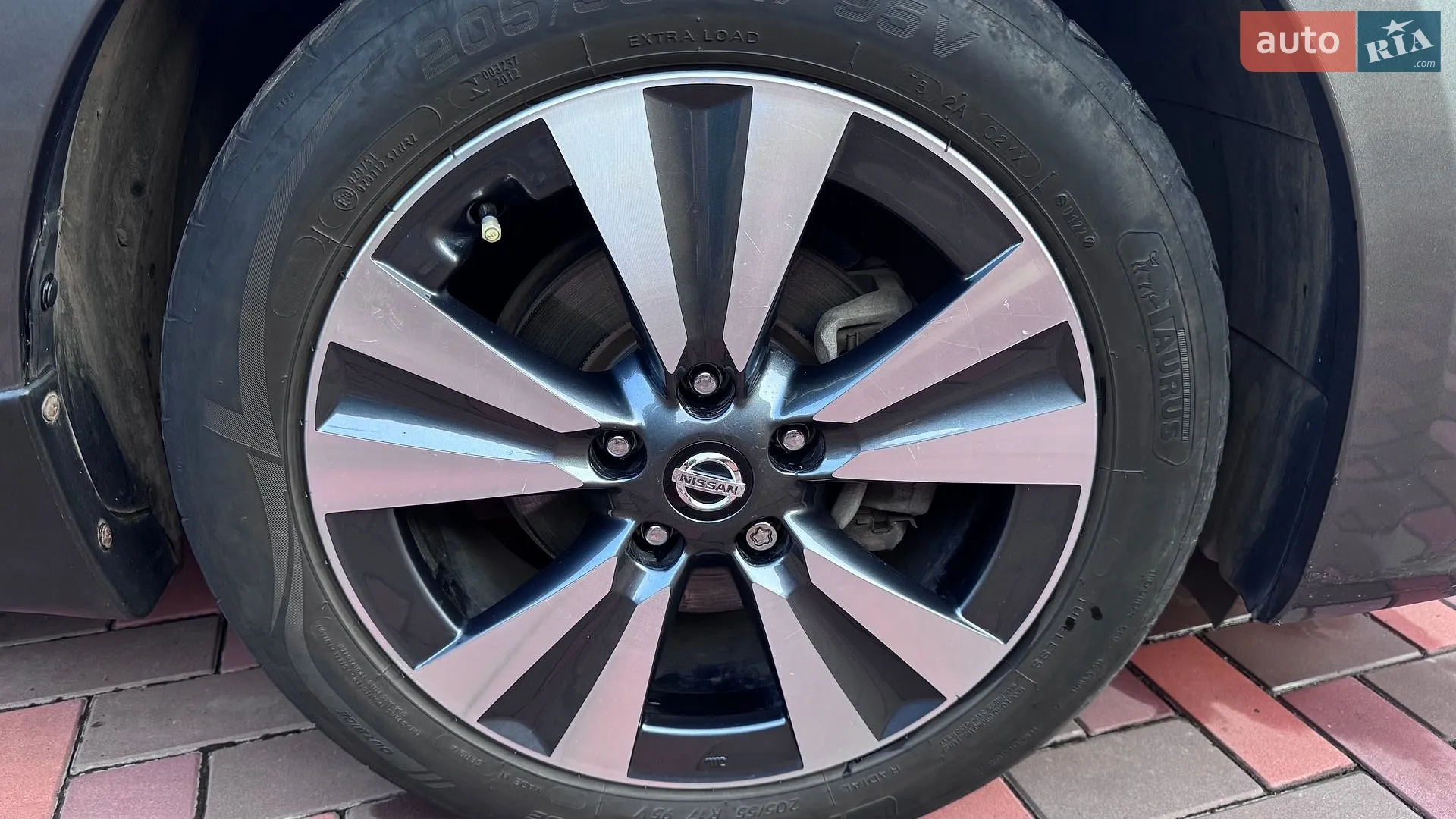 2016 Nissan Sentra - мініатюра 12