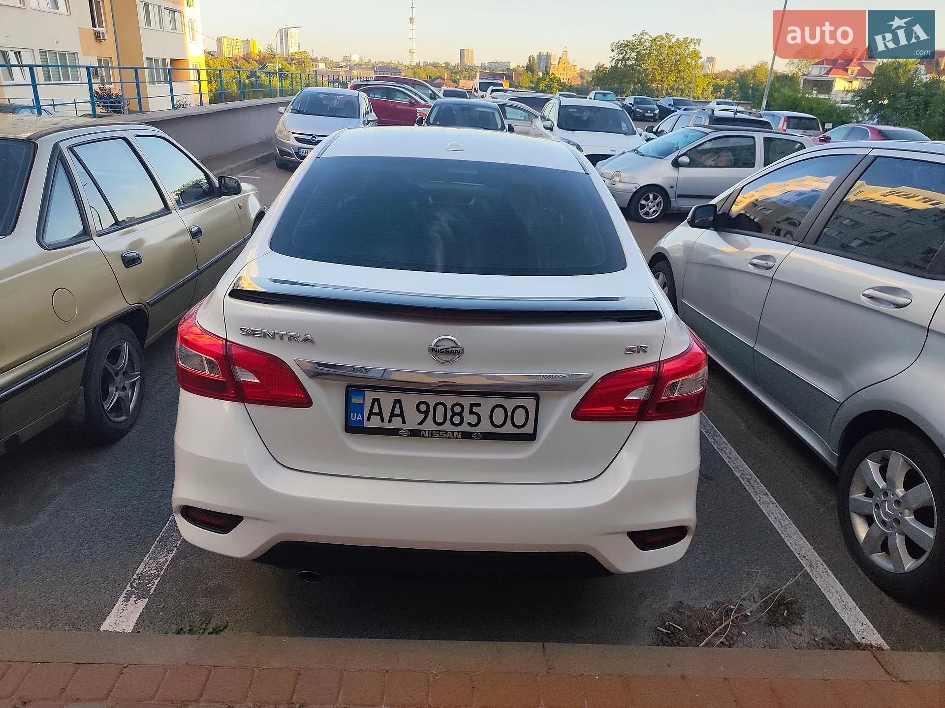 2017 Nissan Sentra - мініатюра 5