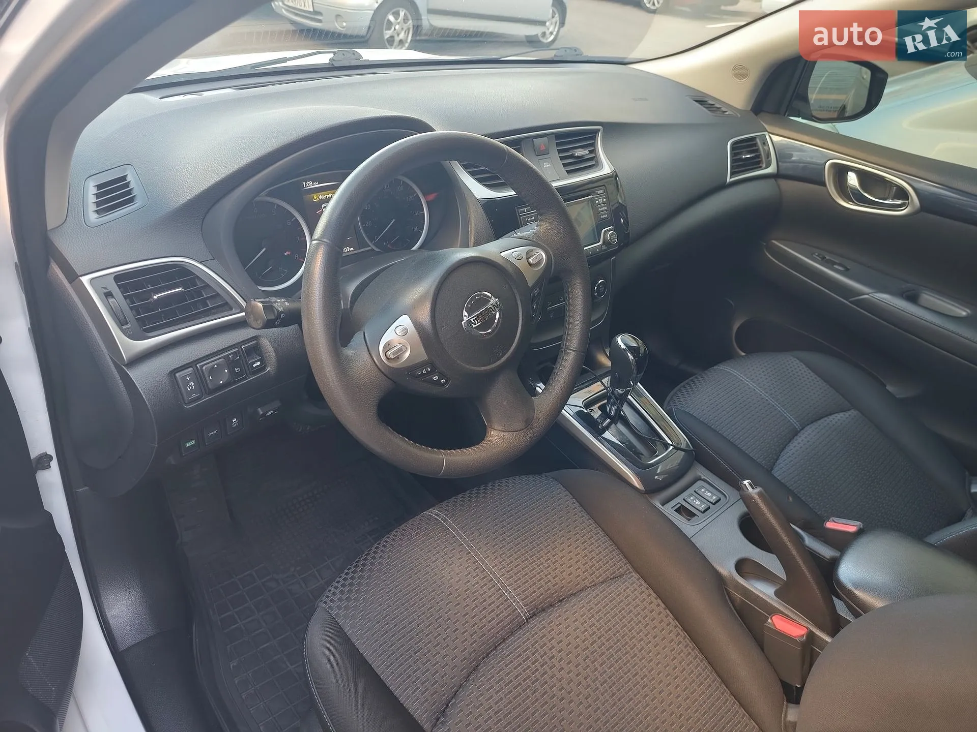 2017 Nissan Sentra - мініатюра 14