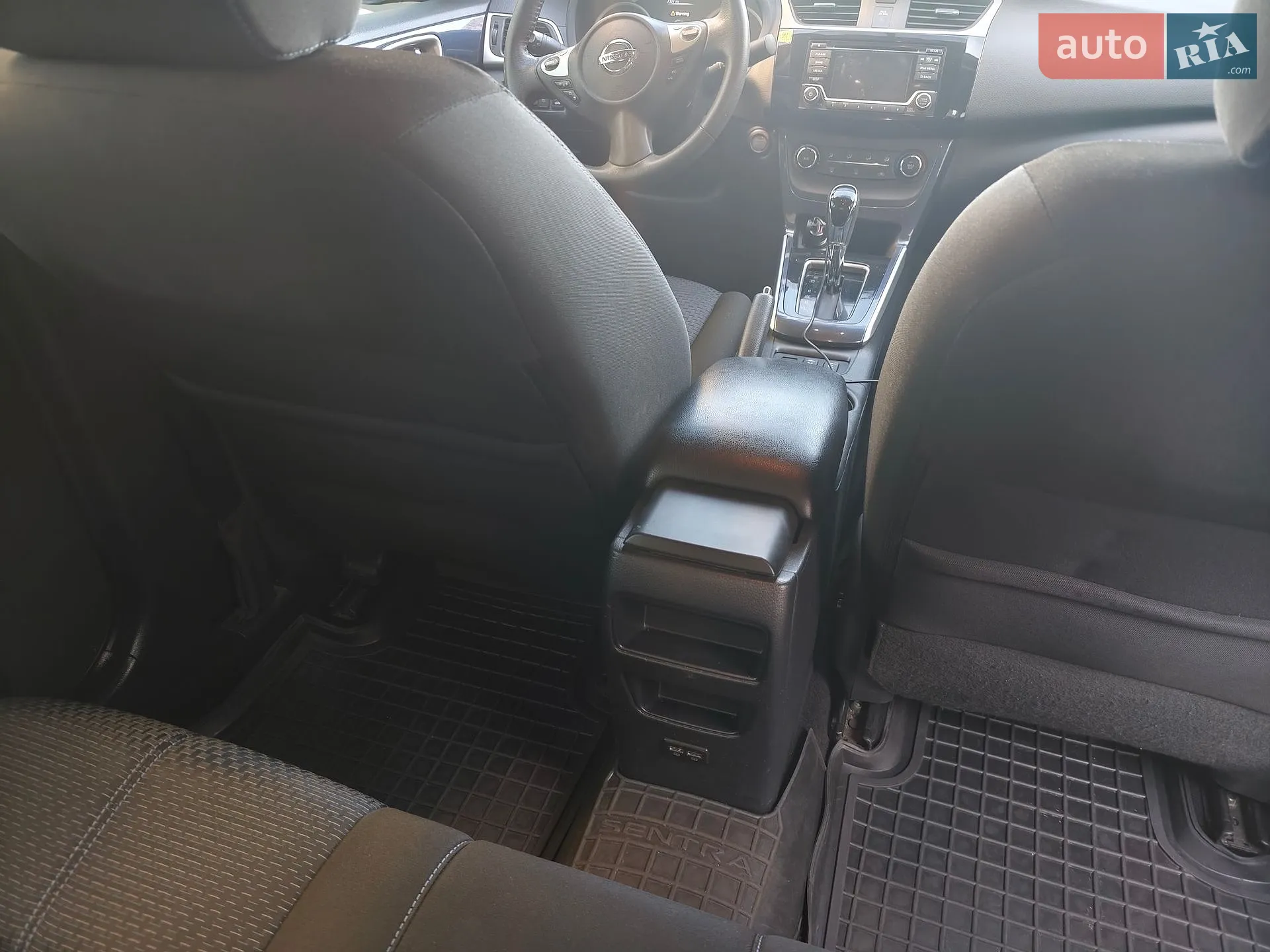 2017 Nissan Sentra - мініатюра 13