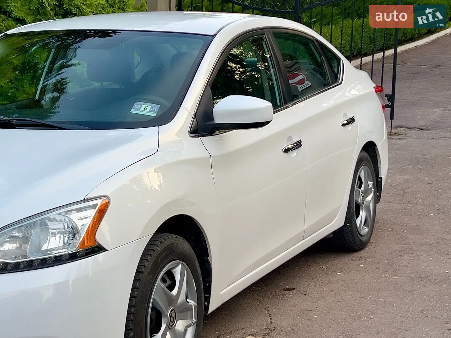 2013 Nissan Sentra - мініатюра 3