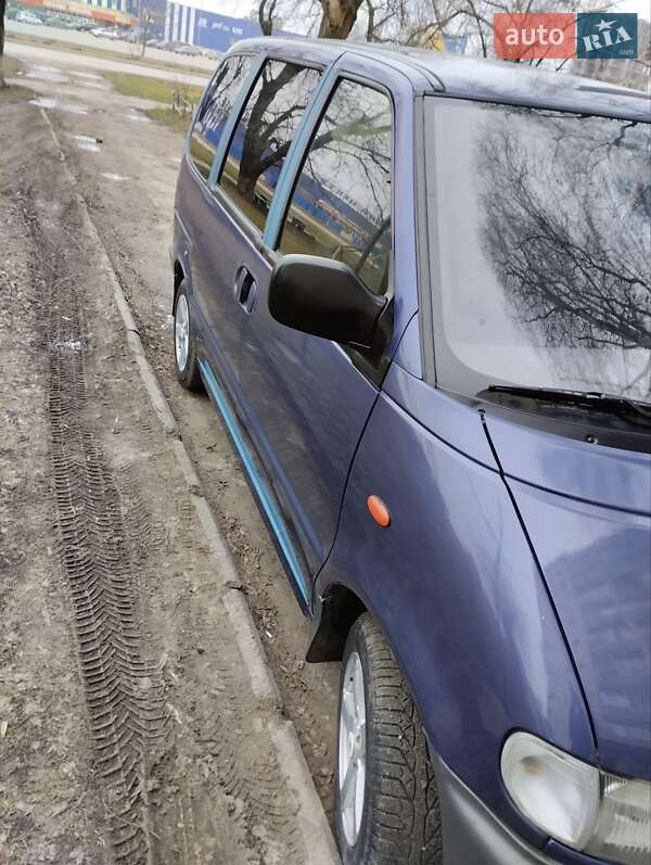 Мінівен Nissan Serena 1999 в Кам'янець-Подільському фото 4 Мінівен Nissan Serena 1999 в Кам'янець-Подільському