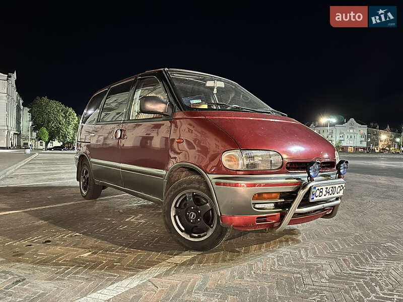 Мінівен Nissan Serena 1994 в Чернігові