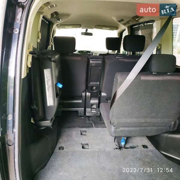 Мінівен Nissan Serena 2013 в Полтаві