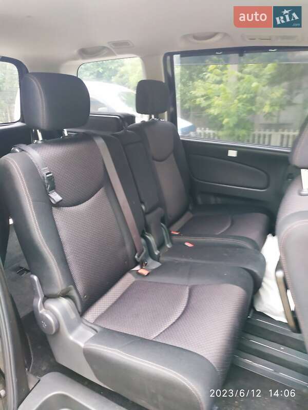 Мінівен Nissan Serena 2013 в Полтаві