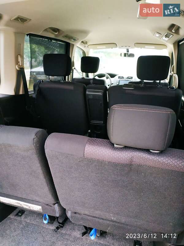 Мінівен Nissan Serena 2013 в Полтаві