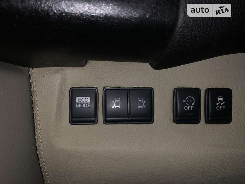 Минивэн Nissan Serena 2012 в Хусте