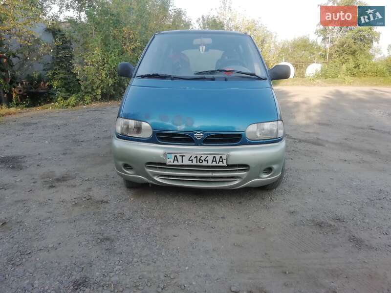 Минивэн Nissan Serena 1999 в Снятине