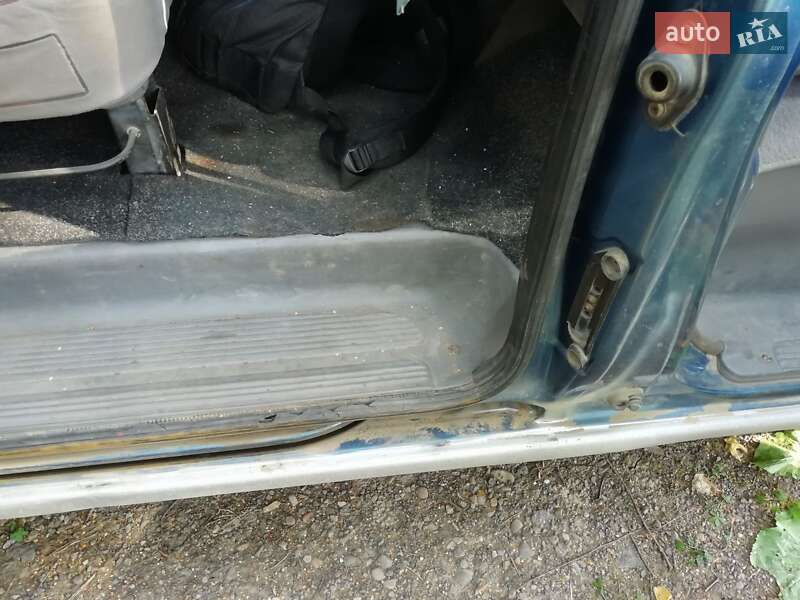Минивэн Nissan Serena 1999 в Снятине