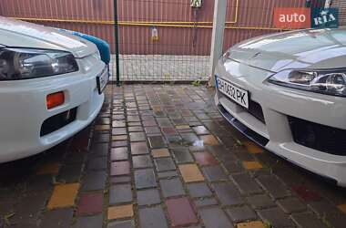 Седан Nissan Skyline 1999 в Одессе