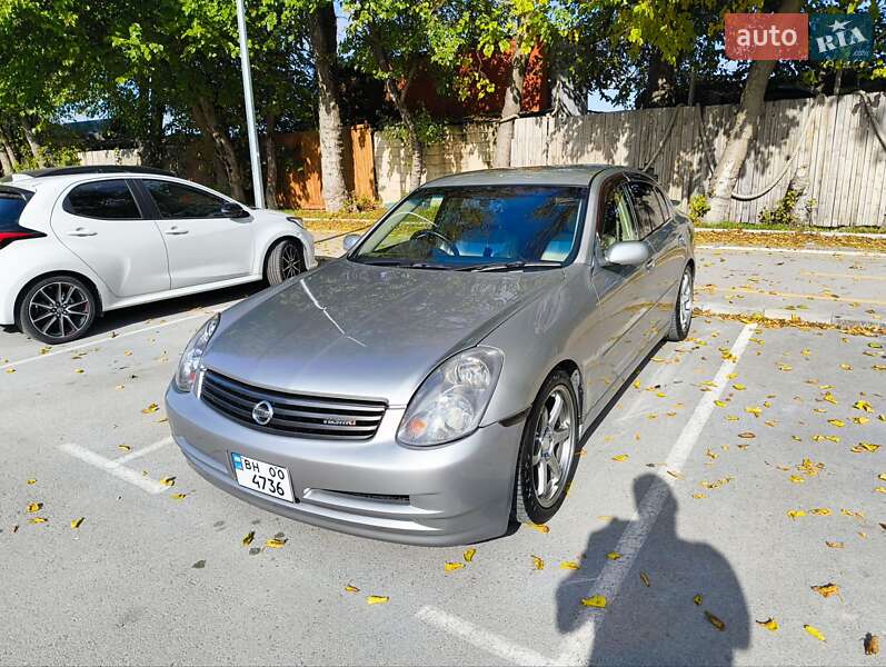 Седан Nissan Skyline 2001 в Одессе