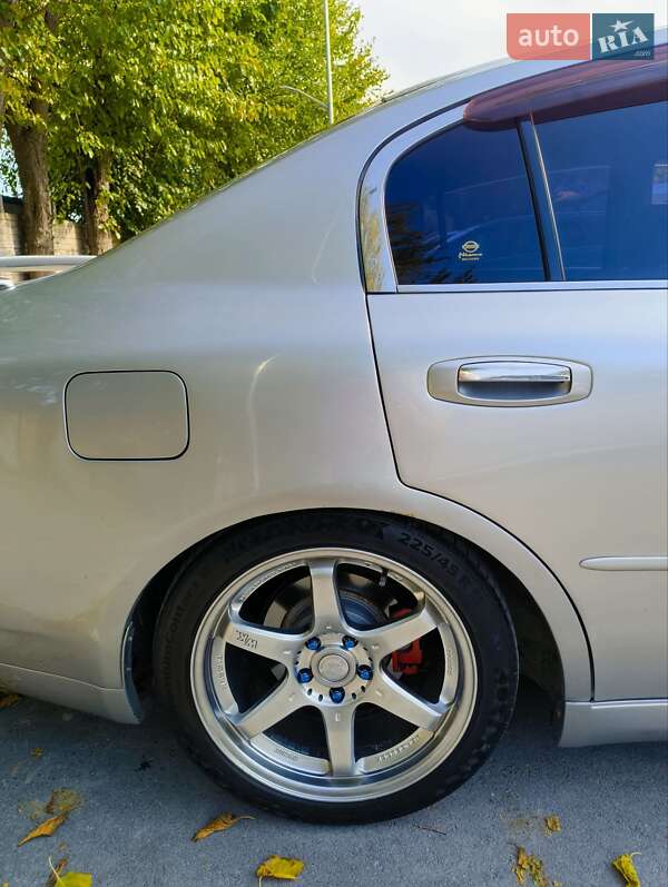 Седан Nissan Skyline 2001 в Одессе