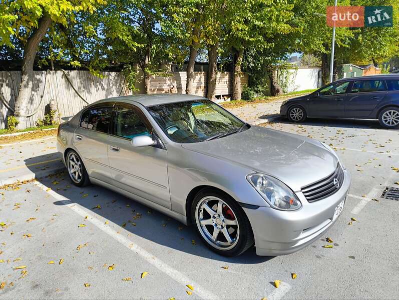 Седан Nissan Skyline 2001 в Одессе