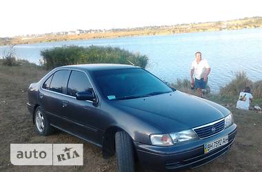 Седан Nissan Sunny 1996 в Одесі