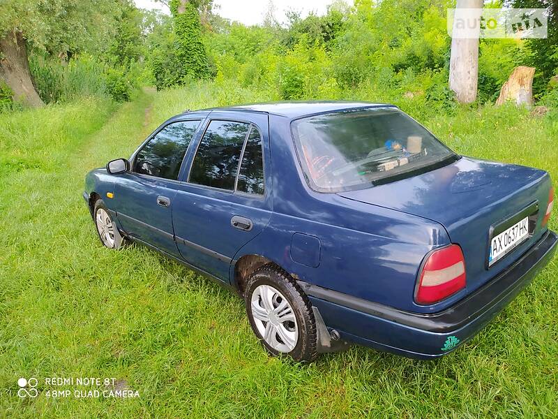 Седан Nissan Sunny 1992 в Харькове