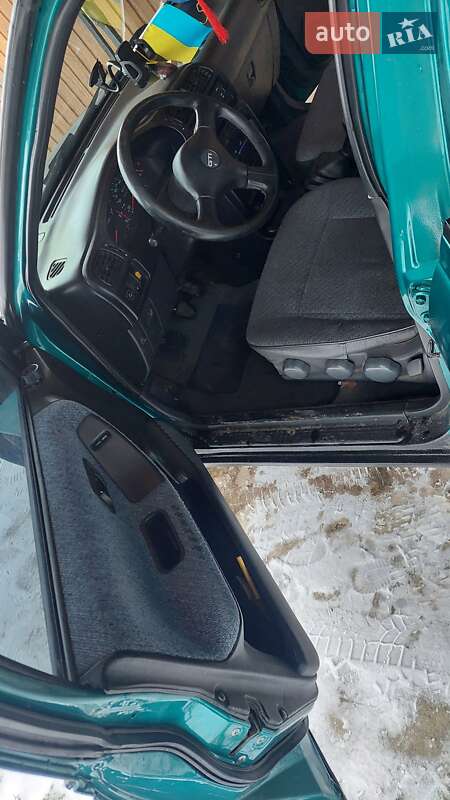 Седан Nissan Sunny 1994 в Ровно фото 5 Седан Nissan Sunny 1994 в Ровно