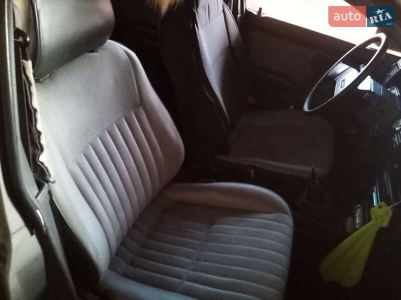 Седан Nissan Sunny 1987 в Білій Церкві