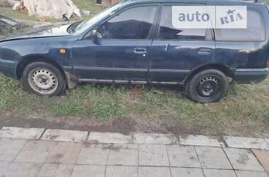 Седан Nissan Sunny 1992 в Люботині