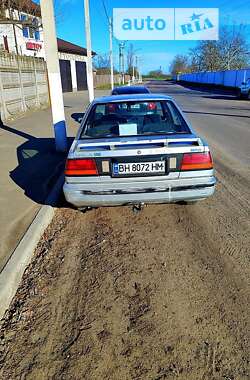 Седан Nissan Sunny 1987 в Измаиле