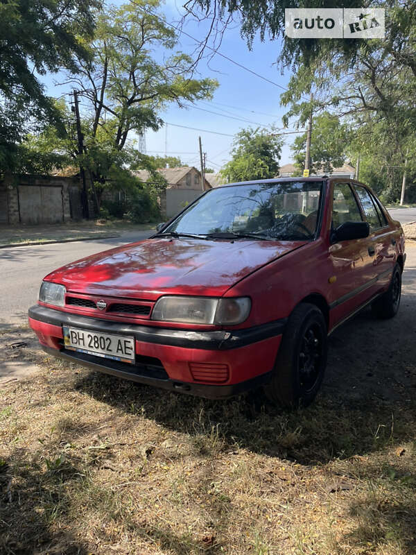 Седан Nissan Sunny 1991 в Одессе