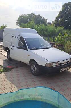 Грузовой фургон Nissan Sunny 1995 в Константиновке