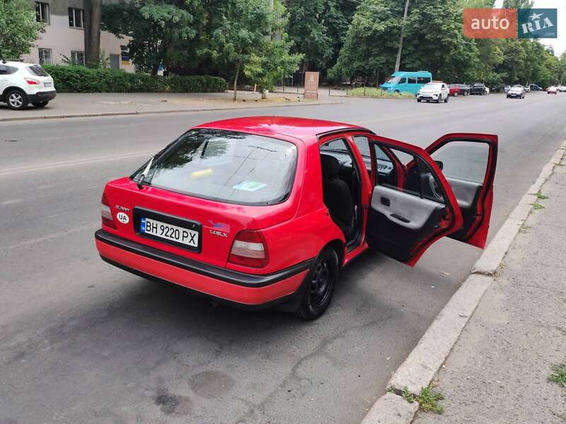 Седан Nissan Sunny 1993 в Одессе фото 3 Седан Nissan Sunny 1993 в Одессе