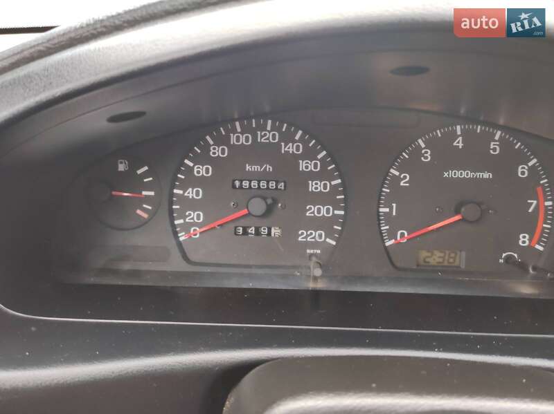 Седан Nissan Sunny 1993 в Одессе фото 12 Седан Nissan Sunny 1993 в Одессе