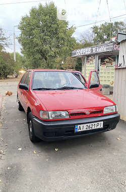 Хэтчбек Nissan Sunny 1990 в Киеве