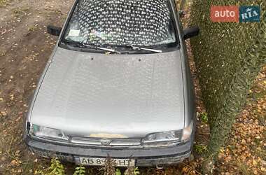 Седан Nissan Sunny 1993 в Житомирі