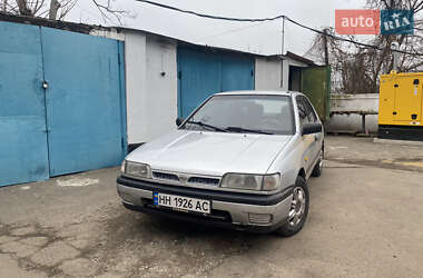 Седан Nissan Sunny 1992 в Одесі