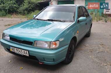 Седан Nissan Sunny 1994 в Кам'янському